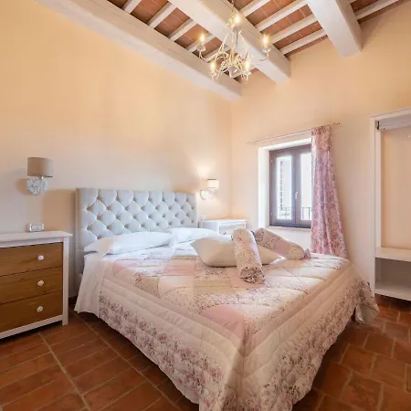 Timeless Charm And Modern Comfort * Mombaroccio