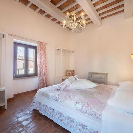 Timeless Charm And Modern Comfort * Mombaroccio