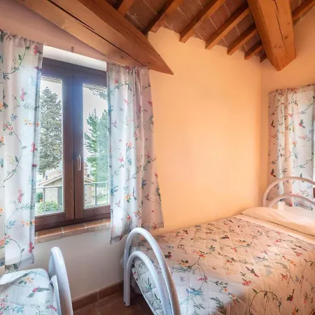 Timeless Charm And Modern Comfort Vakantiehuis Mombaroccio